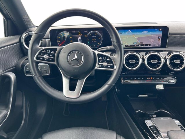 MERCEDES A 180 d business auto