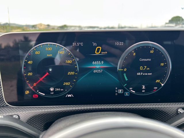 MERCEDES A 180 d business auto