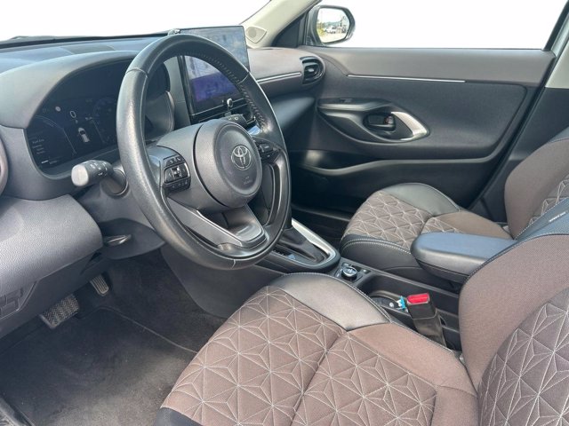TOYOTA Yaris cross 1.5h lounge awd-i 130cv e-cvt
