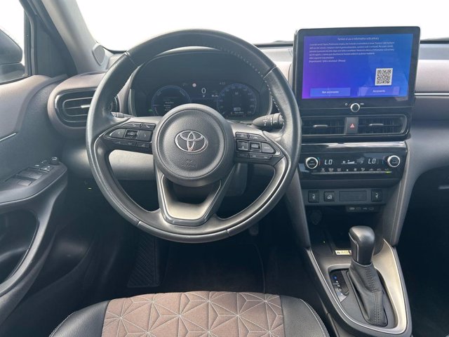 TOYOTA Yaris cross 1.5h lounge awd-i 130cv e-cvt