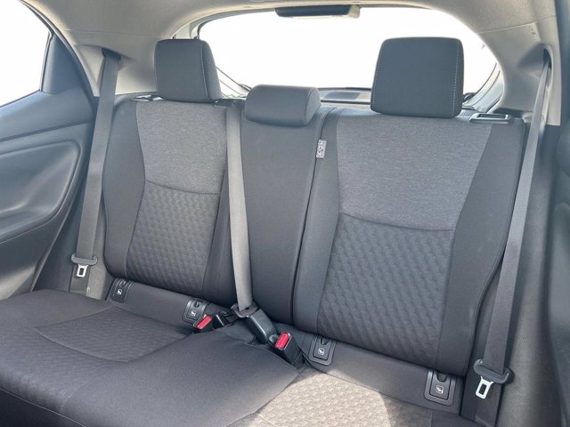 TOYOTA Yaris 1.0 active