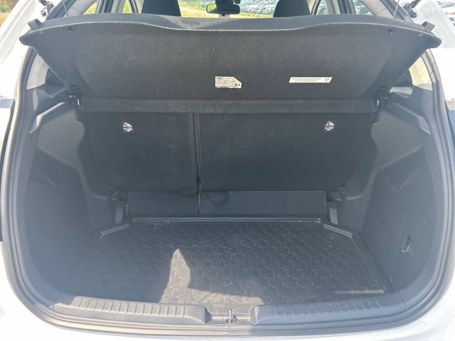 TOYOTA Yaris 1.0 active