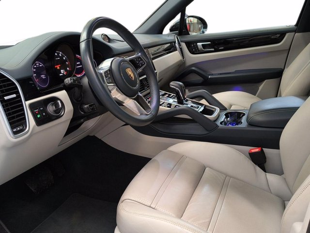 PORSCHE Cayenne 3.0 platinum edition tiptronic