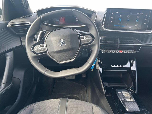 PEUGEOT 2008 PureTech 130 S&S EAT8 Allure