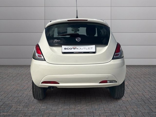 LANCIA Ypsilon 1.2 silver 69cv