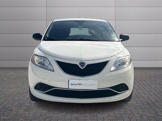 LANCIA Ypsilon 1.2 silver 69cv