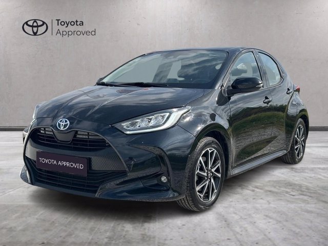TOYOTA Yaris 1.5h trend