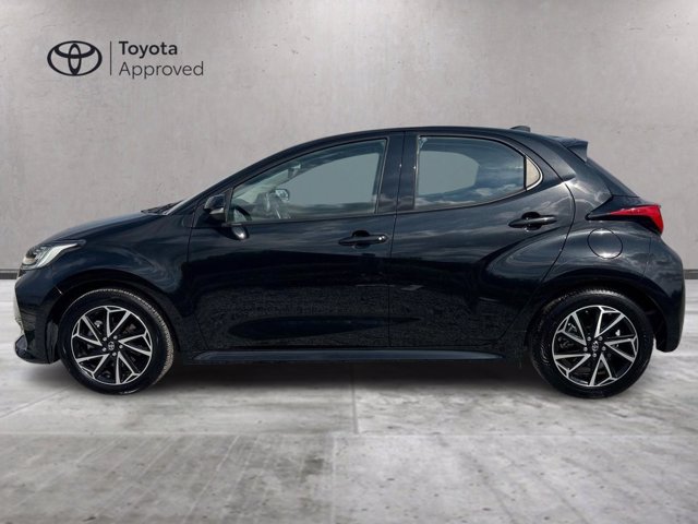 TOYOTA Yaris 1.5h trend