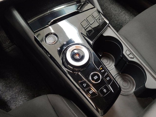 KIA Sportage 1.6 crdi mhev style dct