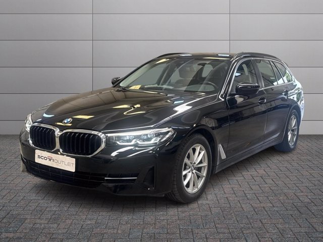 BMW 518d touring mhev 48v business auto
