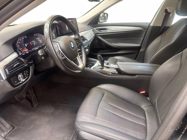 BMW 518d touring mhev 48v business auto