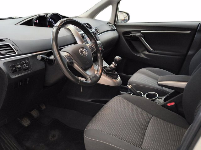 TOYOTA Verso 1.6 D-4D Cool