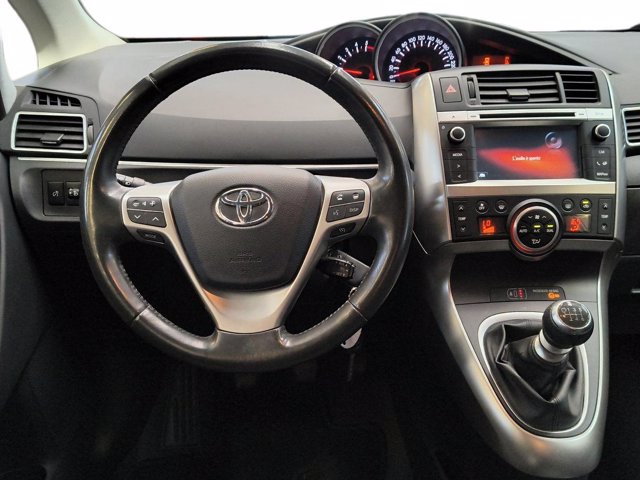 TOYOTA Verso 1.6 D-4D Cool