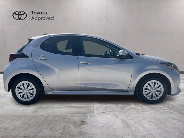 TOYOTA Yaris 1.5 Hybrid 5 porte Active