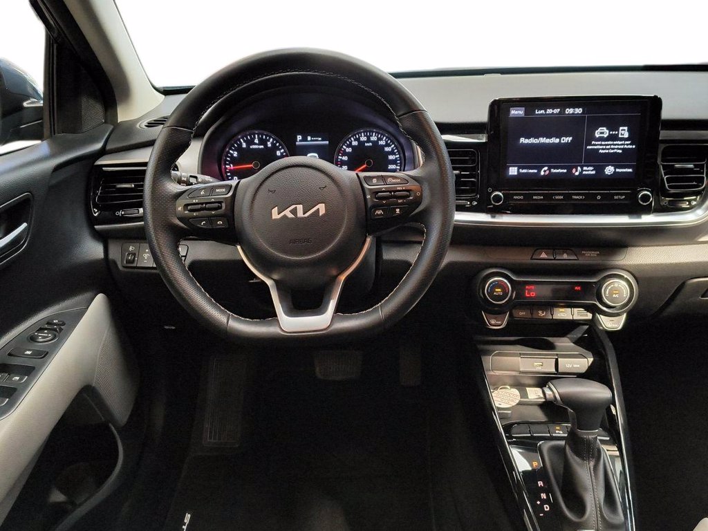 KIA Stonic 1.0 t-gdi mhev black edition navi pack 120cv dct