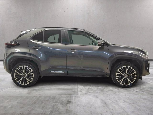 TOYOTA Yaris cross 1.5h lounge fwd 116cv e-cvt
