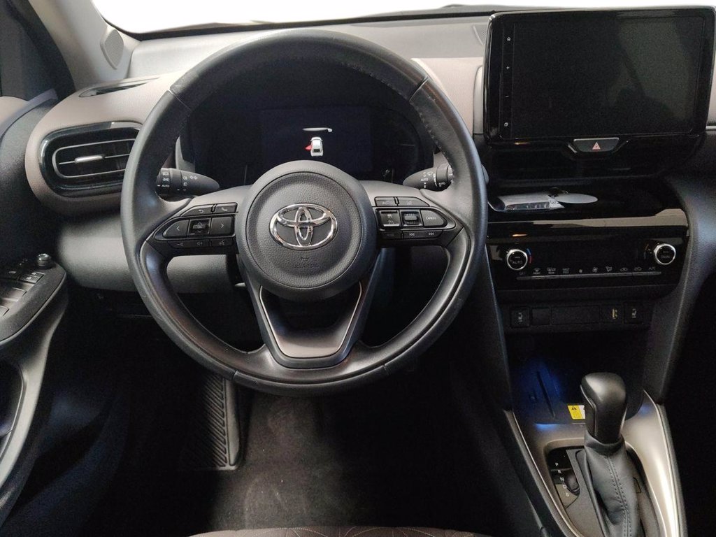 TOYOTA Yaris cross 1.5h lounge fwd 116cv e-cvt