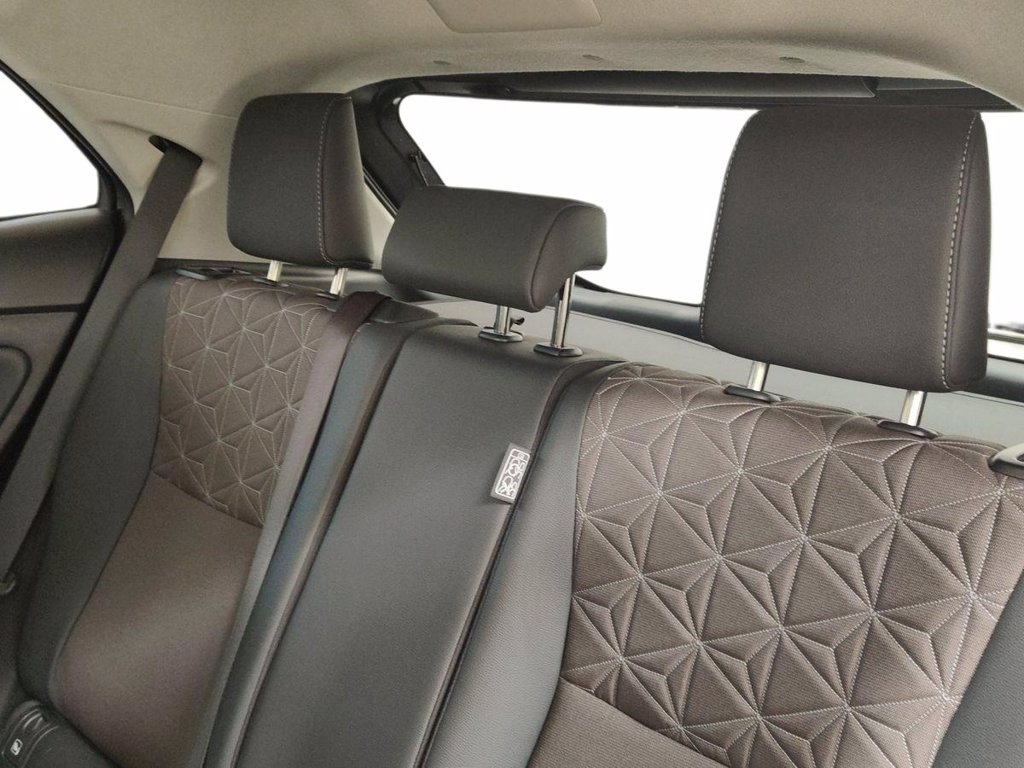 TOYOTA Yaris cross 1.5h lounge fwd 116cv e-cvt