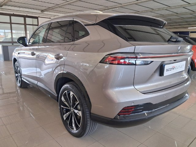 MG HS HEV Luxury