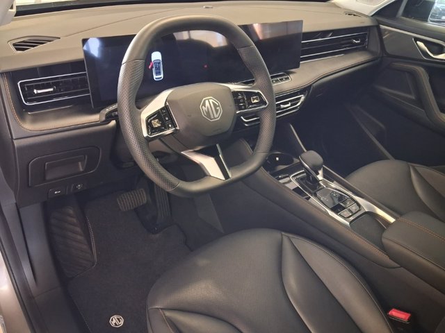MG HS HEV Luxury