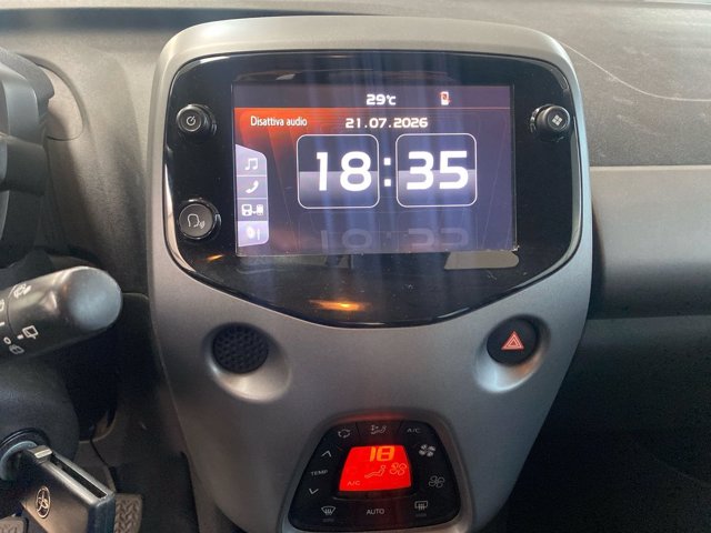 TOYOTA Aygo Connect 1.0 VVT-i 72 CV 5 porte x-play
