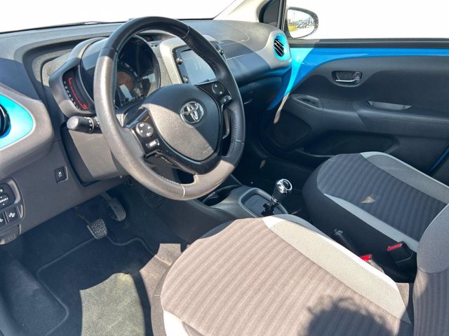 TOYOTA Aygo 1.0 VVT-i 72 CV 5 porte x-cool MMT