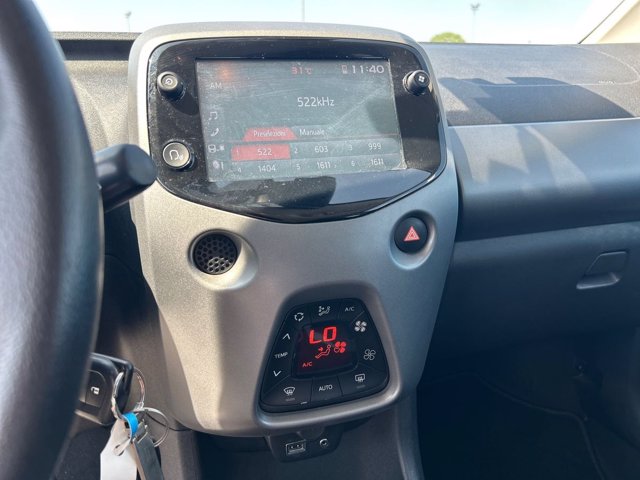 TOYOTA Aygo 1.0 VVT-i 72 CV 5 porte x-cool MMT