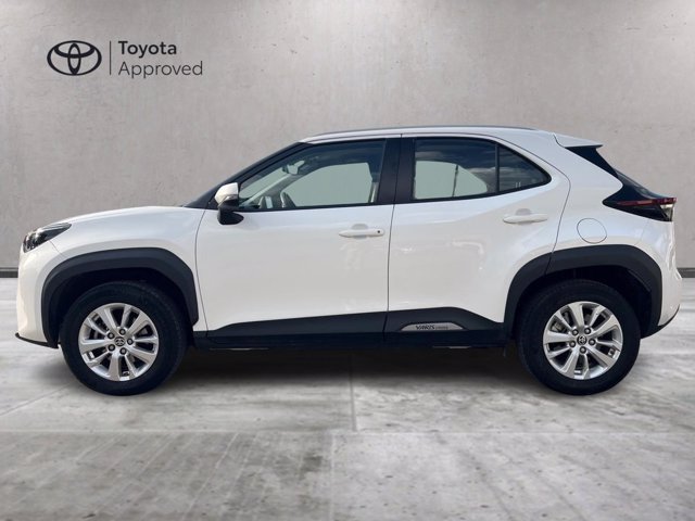 TOYOTA Yaris cross 1.5h active fwd 116cv e-cvt