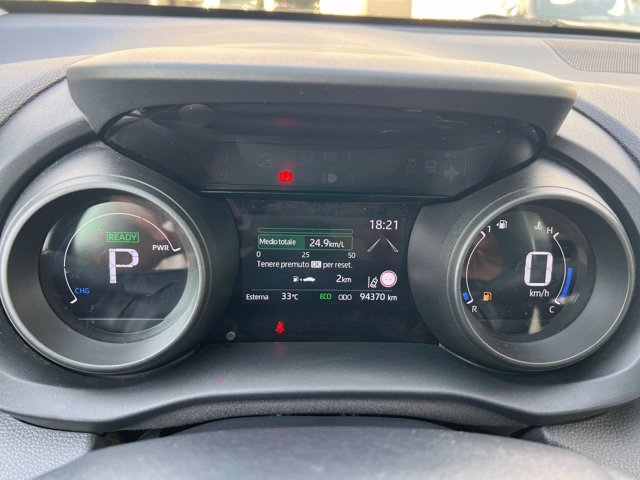 TOYOTA Yaris cross 1.5h active fwd 116cv e-cvt