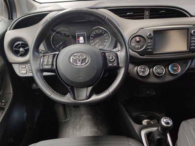 TOYOTA Yaris 5p 1.0 active