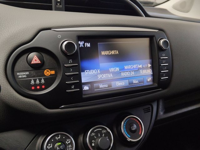 TOYOTA Yaris 5p 1.0 active