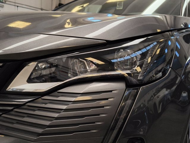 PEUGEOT 5008 BlueHDi 130 S&S EAT8 GT Pack