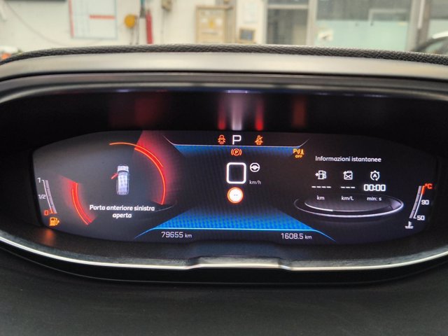 PEUGEOT 5008 BlueHDi 130 S&S EAT8 GT Pack