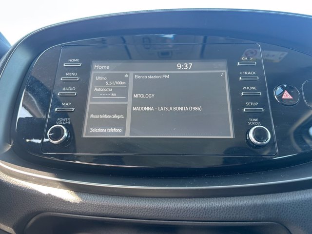 TOYOTA Aygo x 1.0 active 72cv