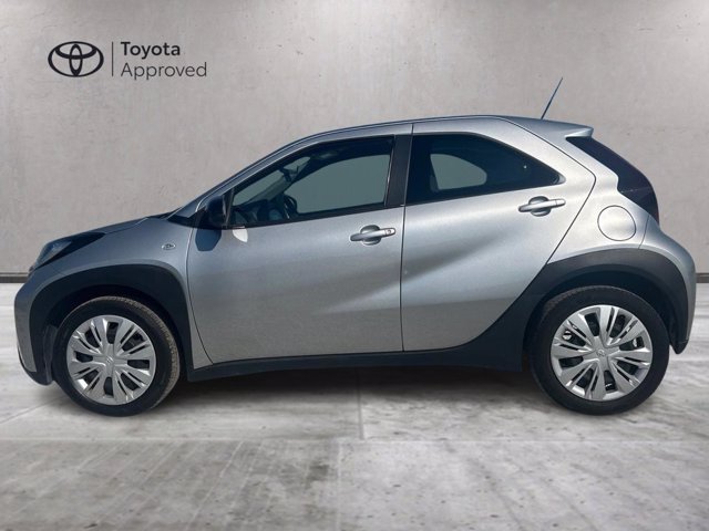 TOYOTA Aygo x 1.0 active 72cv