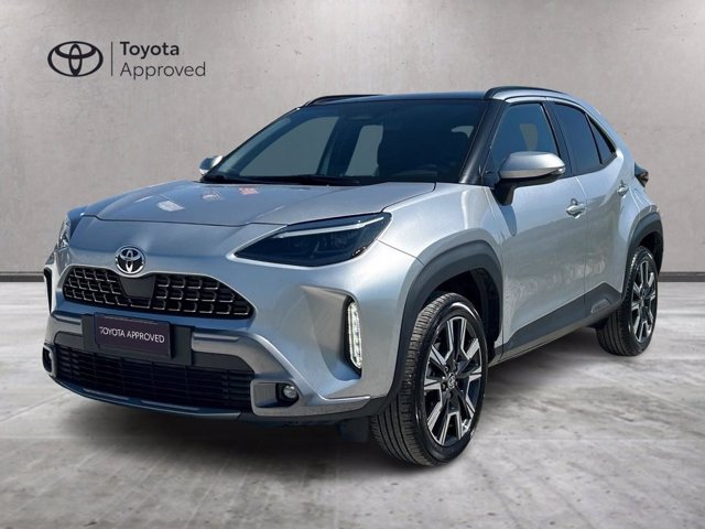 TOYOTA Yaris cross 1.5h lounge fwd 130cv e-cvt