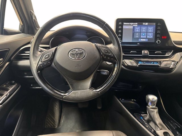 TOYOTA C-HR 1.8 Hybrid E-CVT Lounge