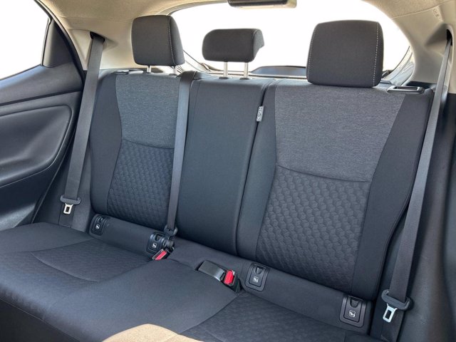 TOYOTA Yaris 1.0 trend