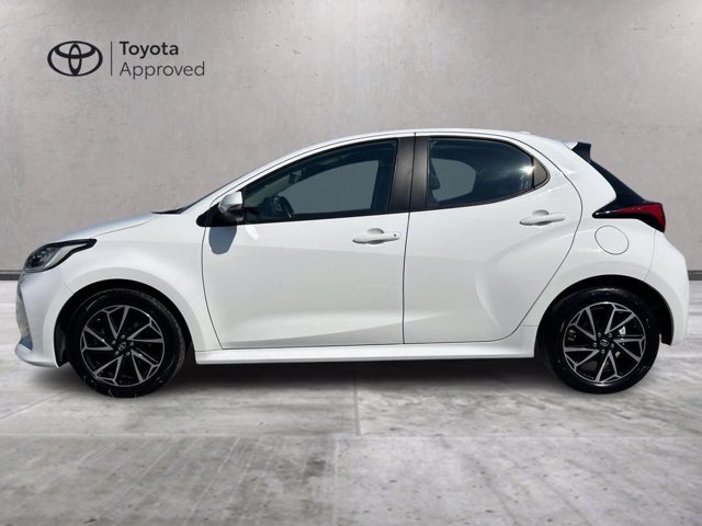 TOYOTA Yaris 1.0 trend