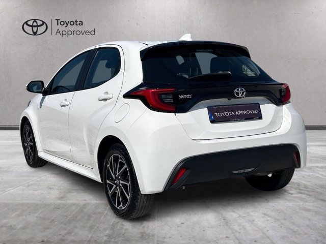 TOYOTA Yaris 1.0 trend