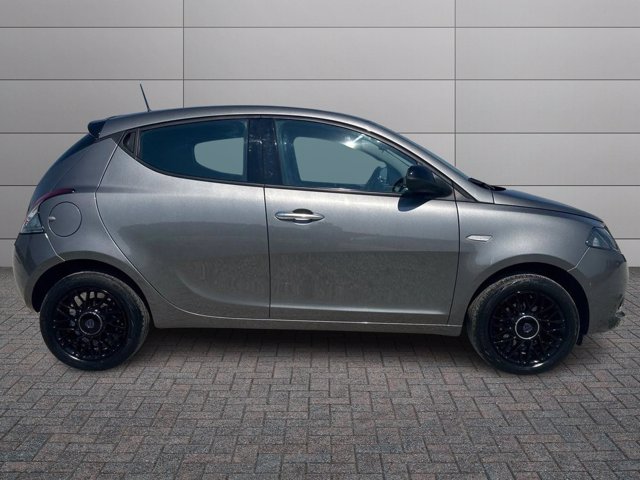LANCIA Ypsilon 1.0 firefly hybrid oro s&s 70cv