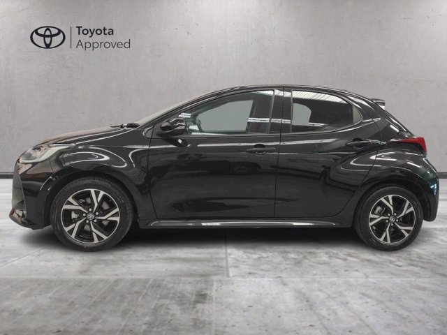 TOYOTA Yaris 1.5h trend