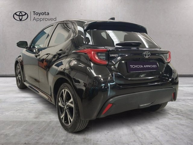 TOYOTA Yaris 1.5h trend