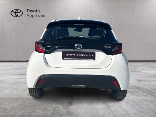 TOYOTA Yaris 1.5h active
