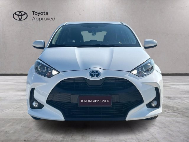 TOYOTA Yaris 1.5h active