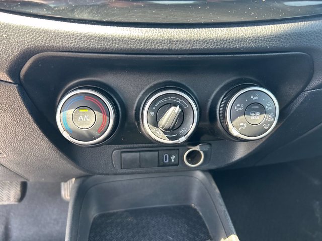 TOYOTA Aygo x 1.0 active 72cv s-cvt