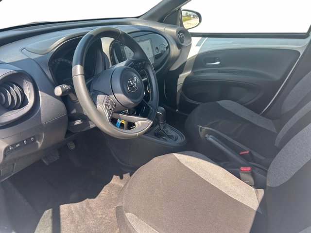 TOYOTA Aygo x 1.0 active 72cv s-cvt