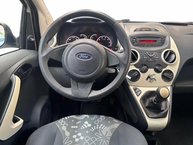 FORD Ka 1.2 titanium + c/esp 69cv e6