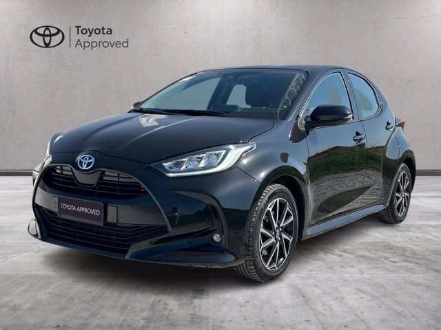 TOYOTA Yaris 1.5h lounge
