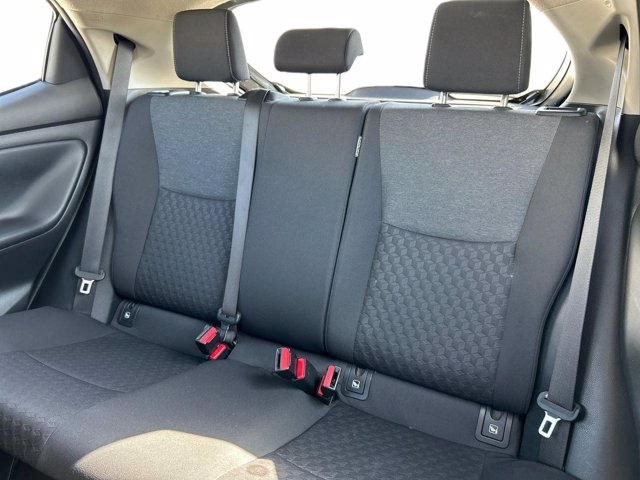 TOYOTA Yaris 1.5h lounge